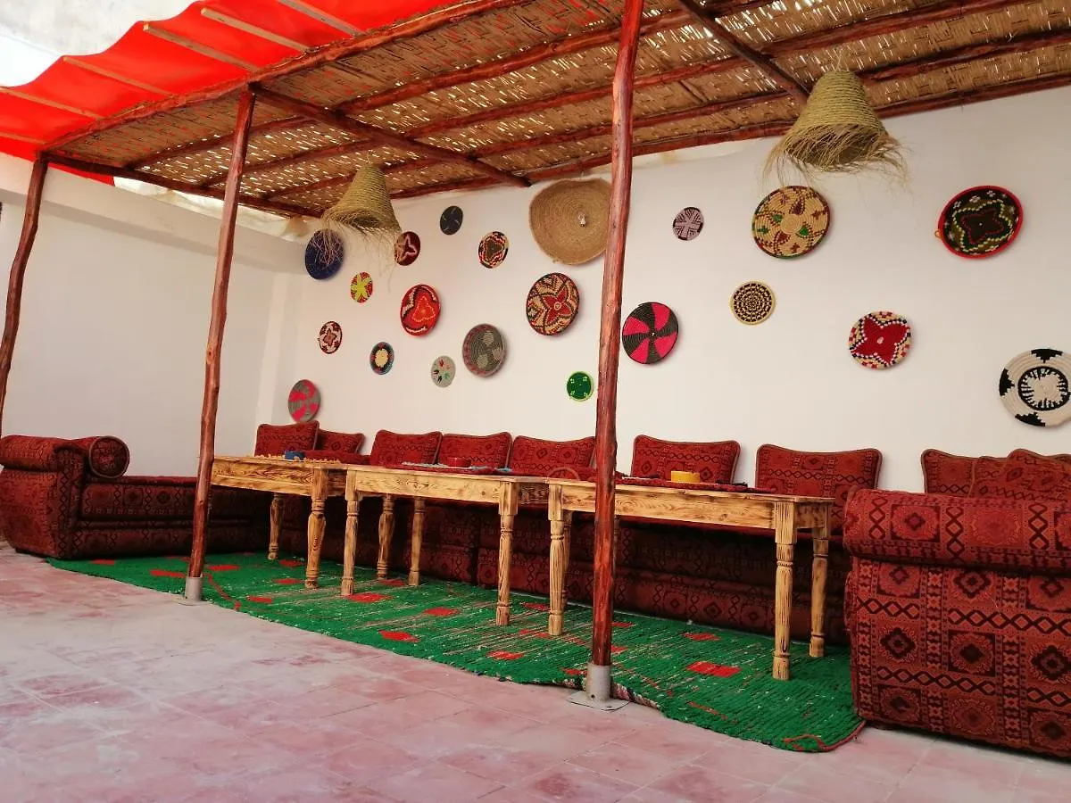 Berber Hostel エッサウィラ